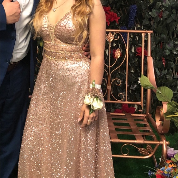 Sparkly long dress - Picture 8 of 8